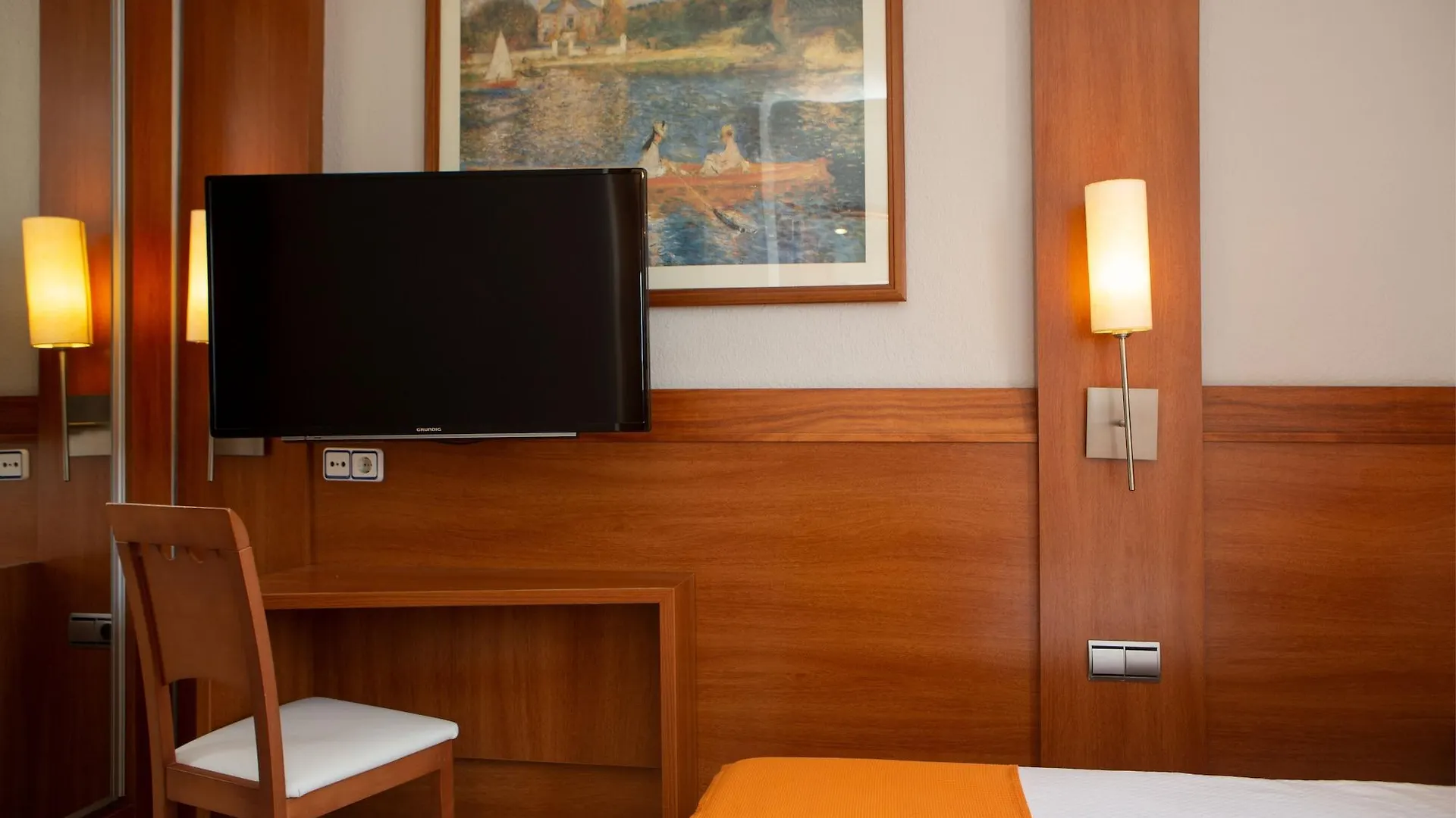 O7 Colombo Hotel S'Illot