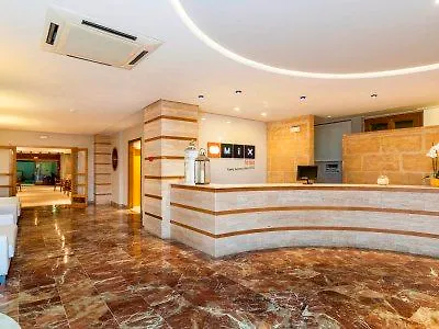 O7 Colombo Hotel S'Illot