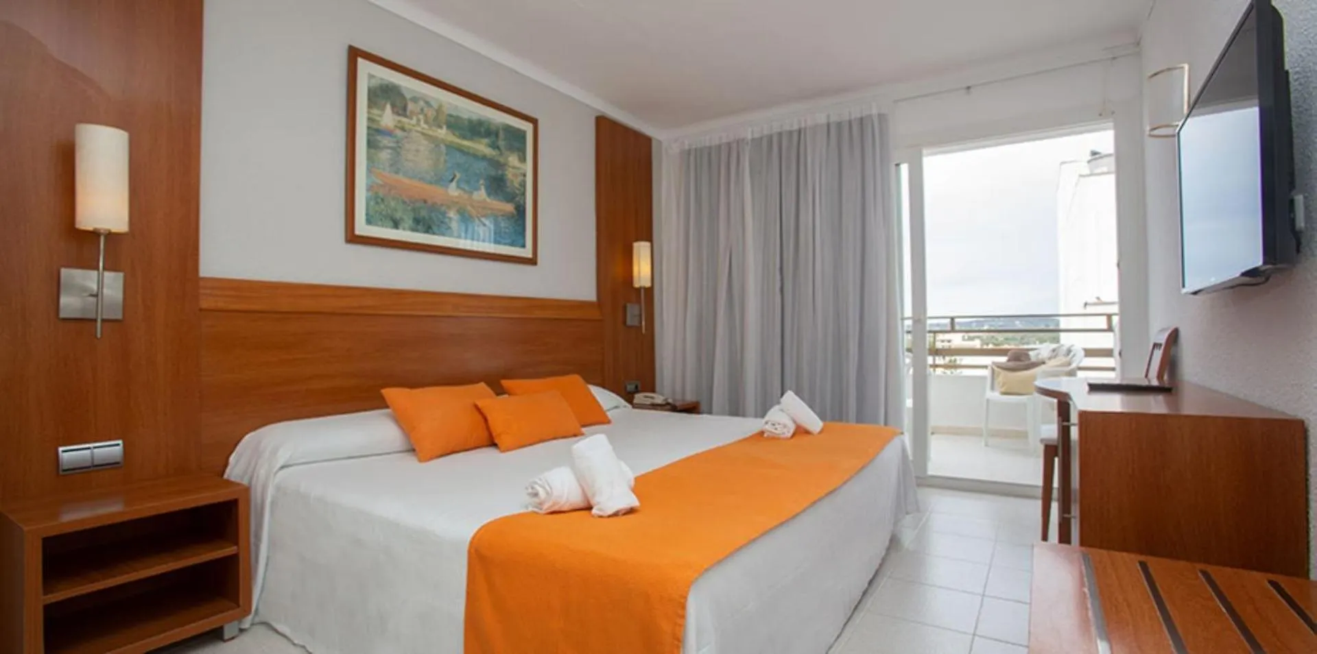 O7 Colombo Hotel S'Illot  Spain