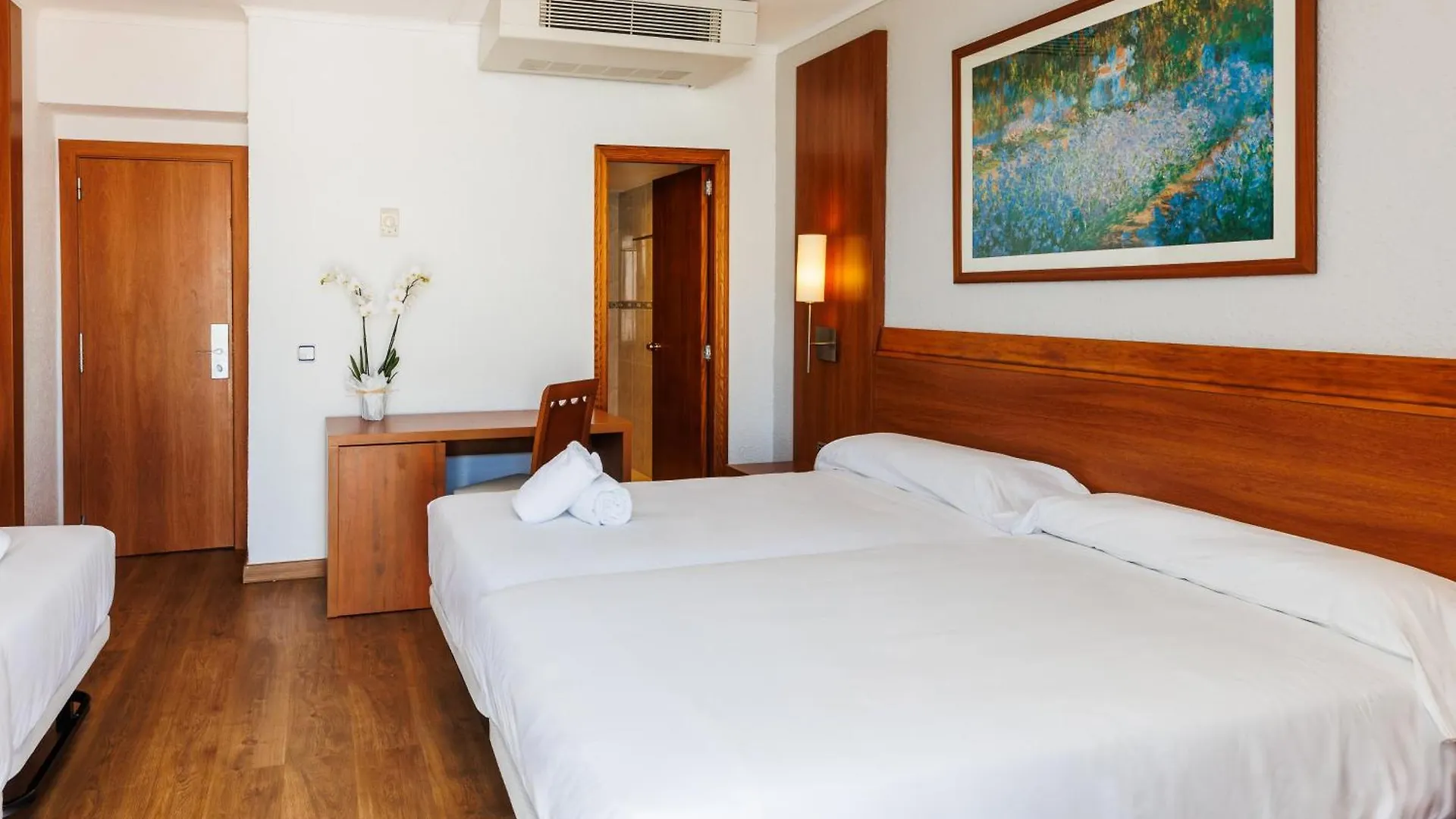 Hotel O7 Colombo S'Illot  S'Illot (Mallorca)