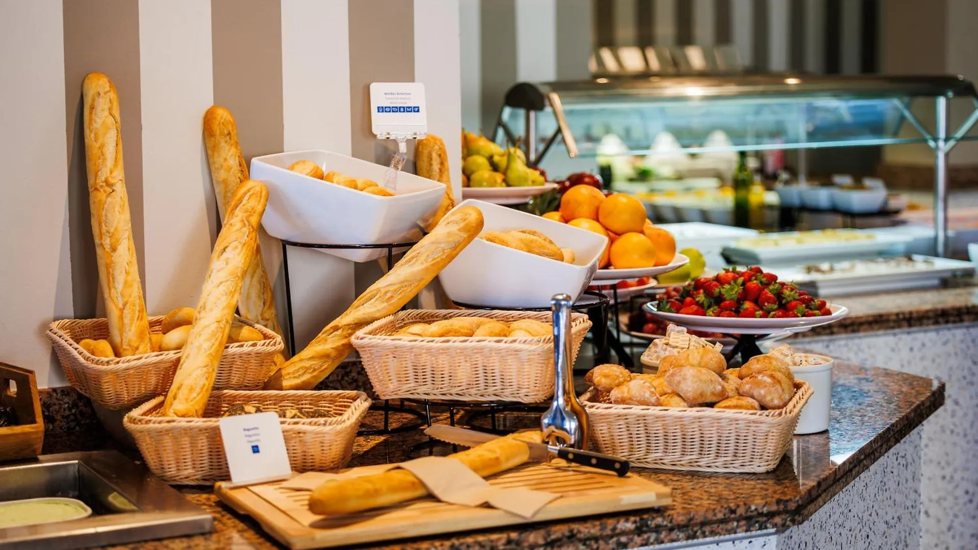 O7 Colombo Hotel S'Illot  3*, S'Illot (Mallorca)