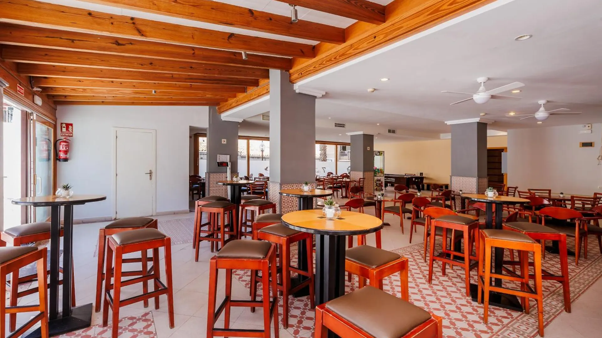 Hotel O7 Colombo S'Illot