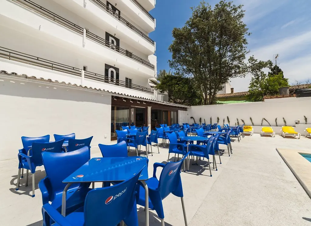O7 Colombo Otel S'Illot