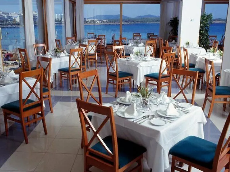 O7 Colombo Otel S'Illot  İspanya